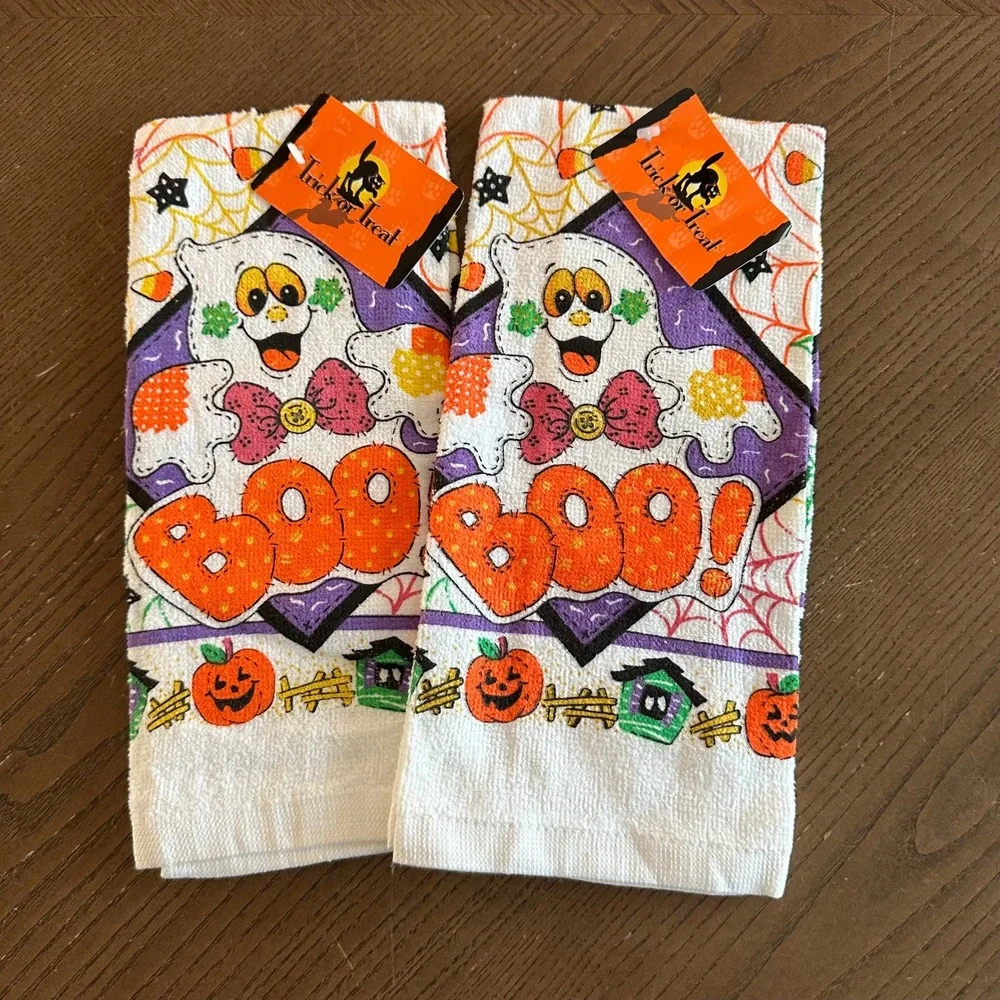 2 Trick or Treat Halloween Ghost Boo Hand Towels White Orange Purple New
